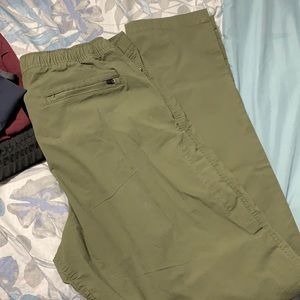 BYLT weekender pant